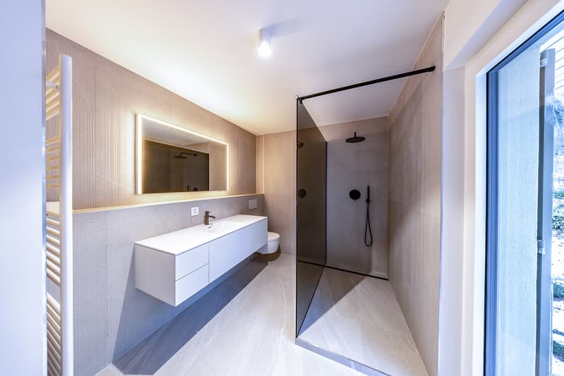 EXCLUSIVE RESIDENTIAL JEWEL WITH STYLE, ELEGANCE, AND POOL (10)