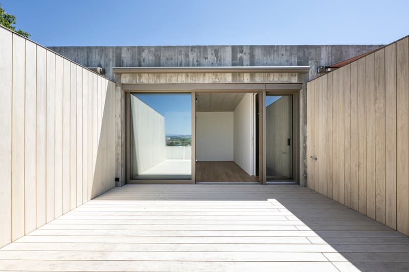 ZEITLOSE ARCHITEKTUR UND EIN WOHNKONZEPT DER EXTRAKLASSE (12)