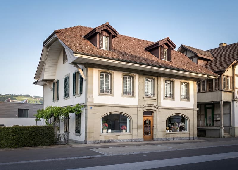 VIELSEITIGE LIEGENSCHAFT IN MÜNSINGEN (1)