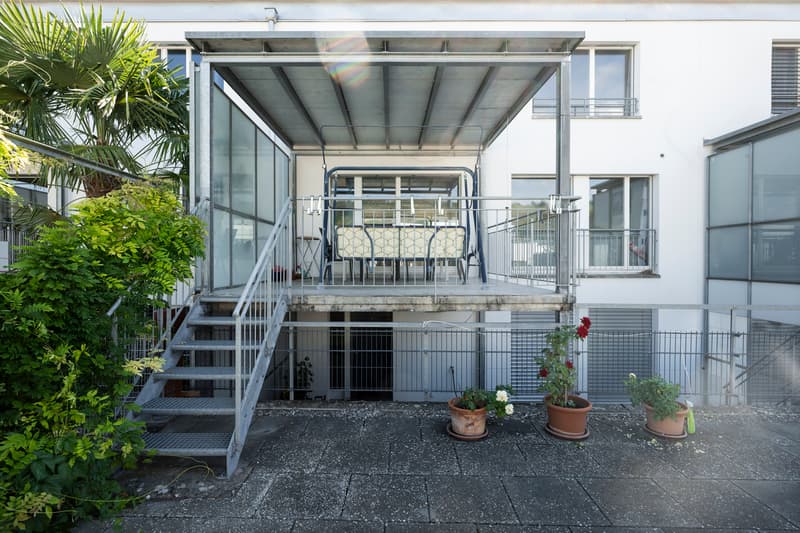 WOHNEN IM RIEDLI MIT RAUM FÜR FAMILIE UND IDEEN (9)