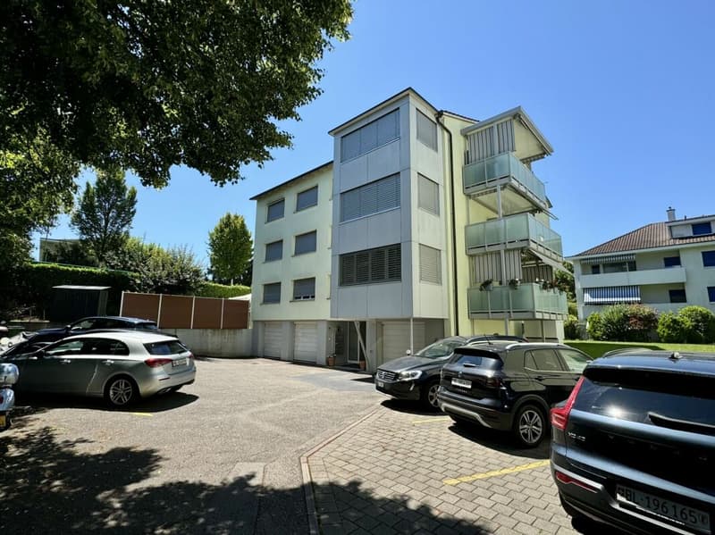 4.5 Zi-Wohnung mit Balkon und Wintergarten (1)