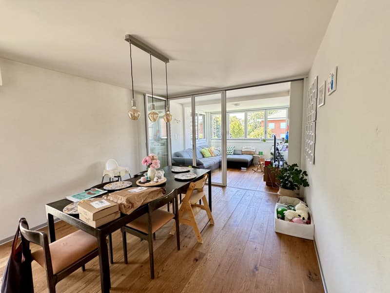Appartamento di 4,5 locali con balcone e serra (6)