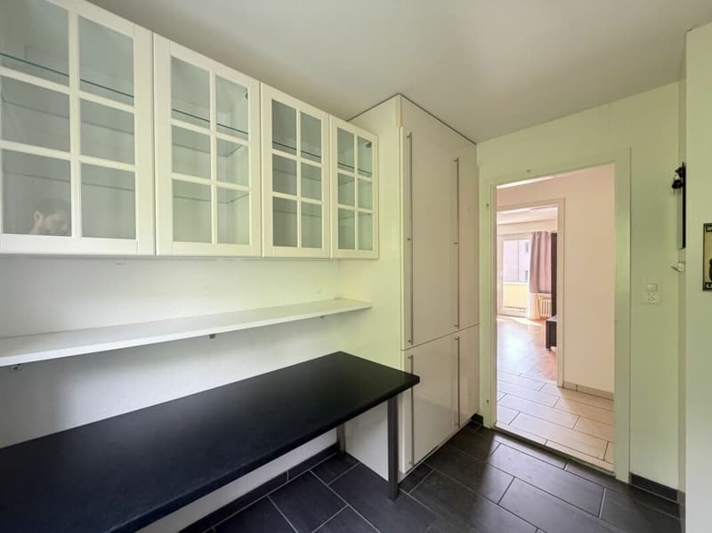 Appartamento di 3.5 locali con balcone e parcheggio esterno (3)