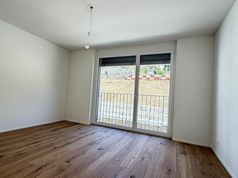 Neubau 3.5 Zimmer-Gartenwohnung mit Einstellhalle (7)