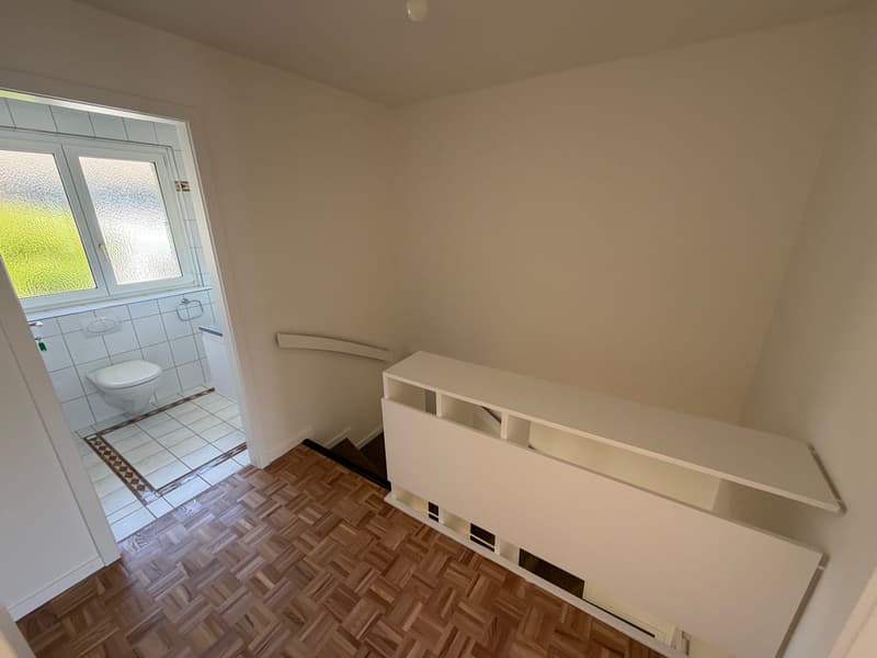 Newly renovated 4.5-room corner row house (5)