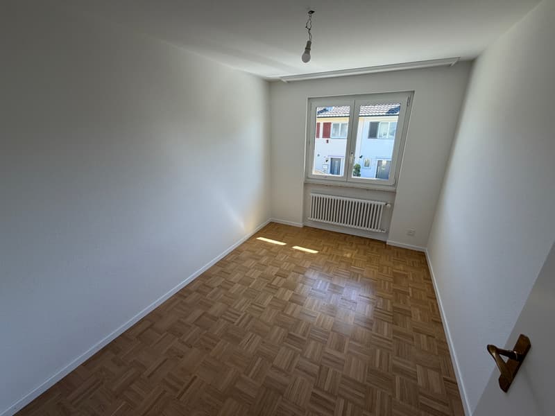 Newly renovated 4.5-room corner row house (9)