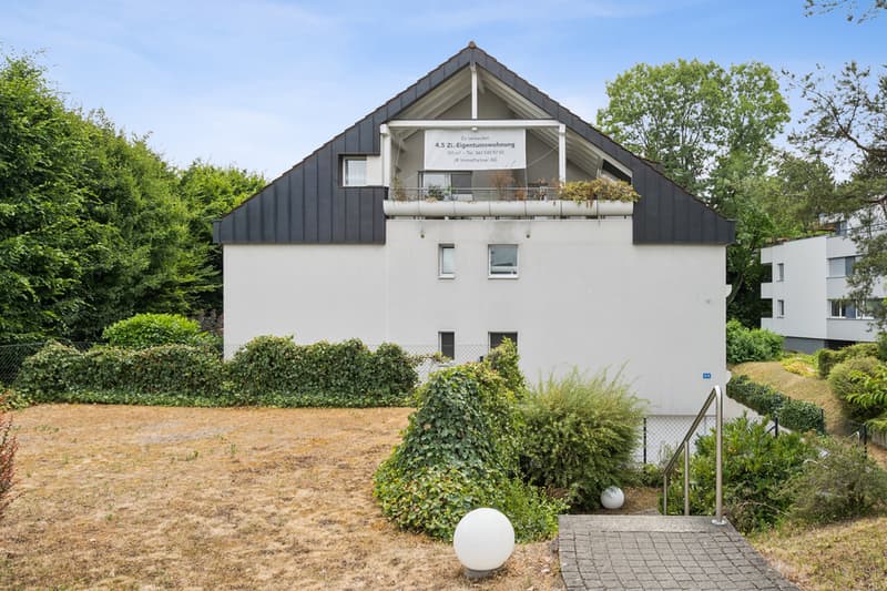 Wunderschöne 4.5-Zimmer-Dachwohnung - in der Nähe der ISB (11)