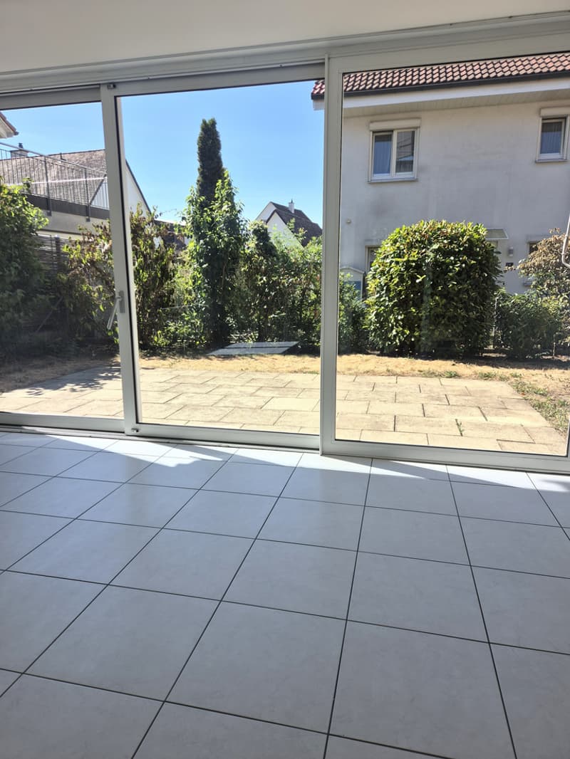 Wintergarten mit Sitzplatz