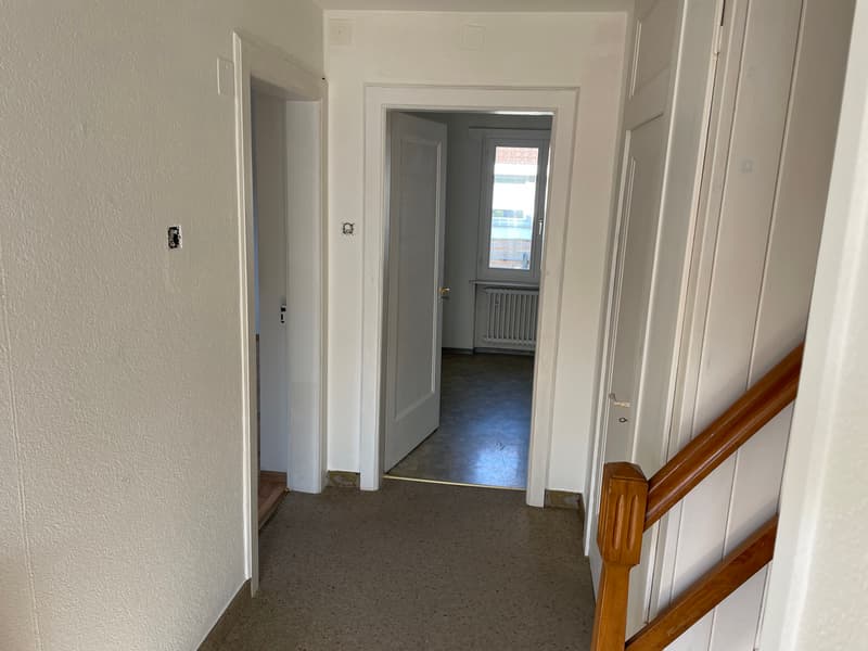 Einfamilienhaus mit Werkstatt - ideal für Handwerker (3)