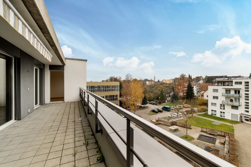 3.5-Zimmer-Attikawohnung mit grosszügiger Terrasse in Bülach (6)