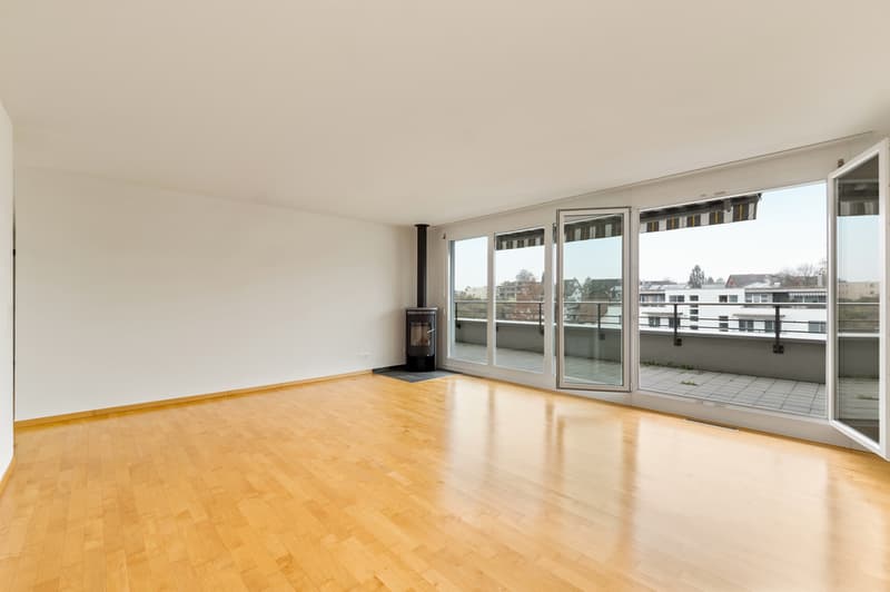 3.5-Zimmer-Attikawohnung mit grosszügiger Terrasse in Bülach (4)
