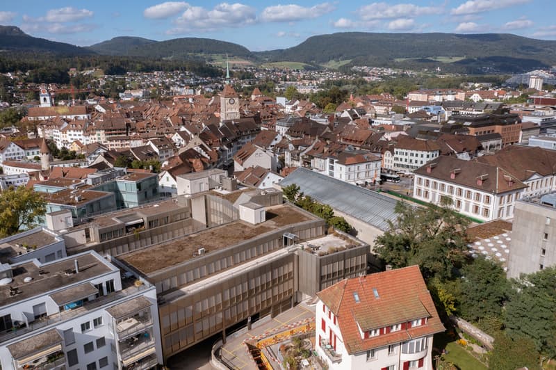 Aussenansicht Einstellhalleneinfahrt