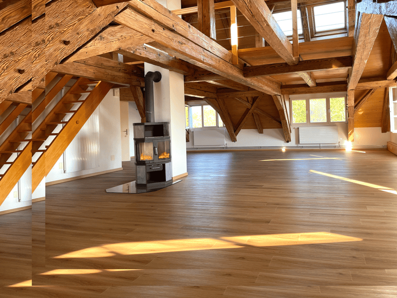 Your dream loft awaits you: A unique living experience on 140m². Perfect also as a commercial property (2)