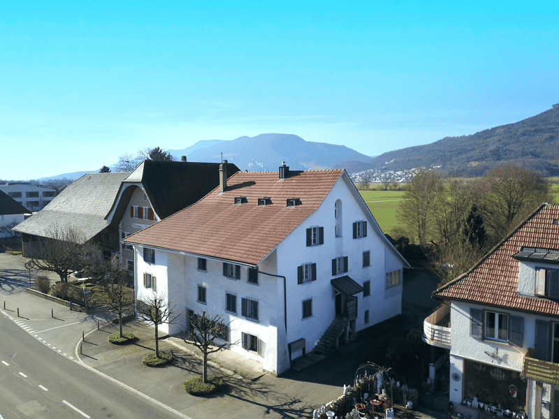 Your dream loft awaits you: A unique living experience on 140m². Perfect also as a commercial property (10)