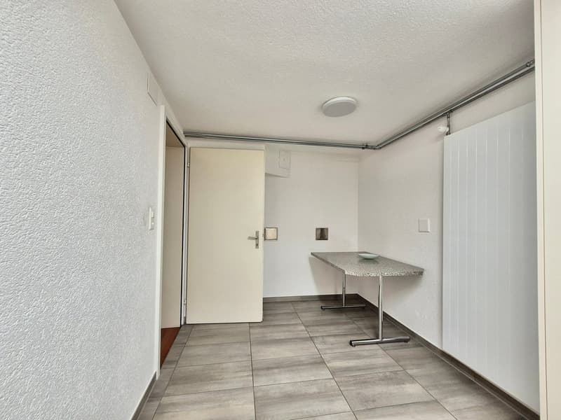 Appartamento di 3,5 locali con camino e terrazza a Kestenholz (6)