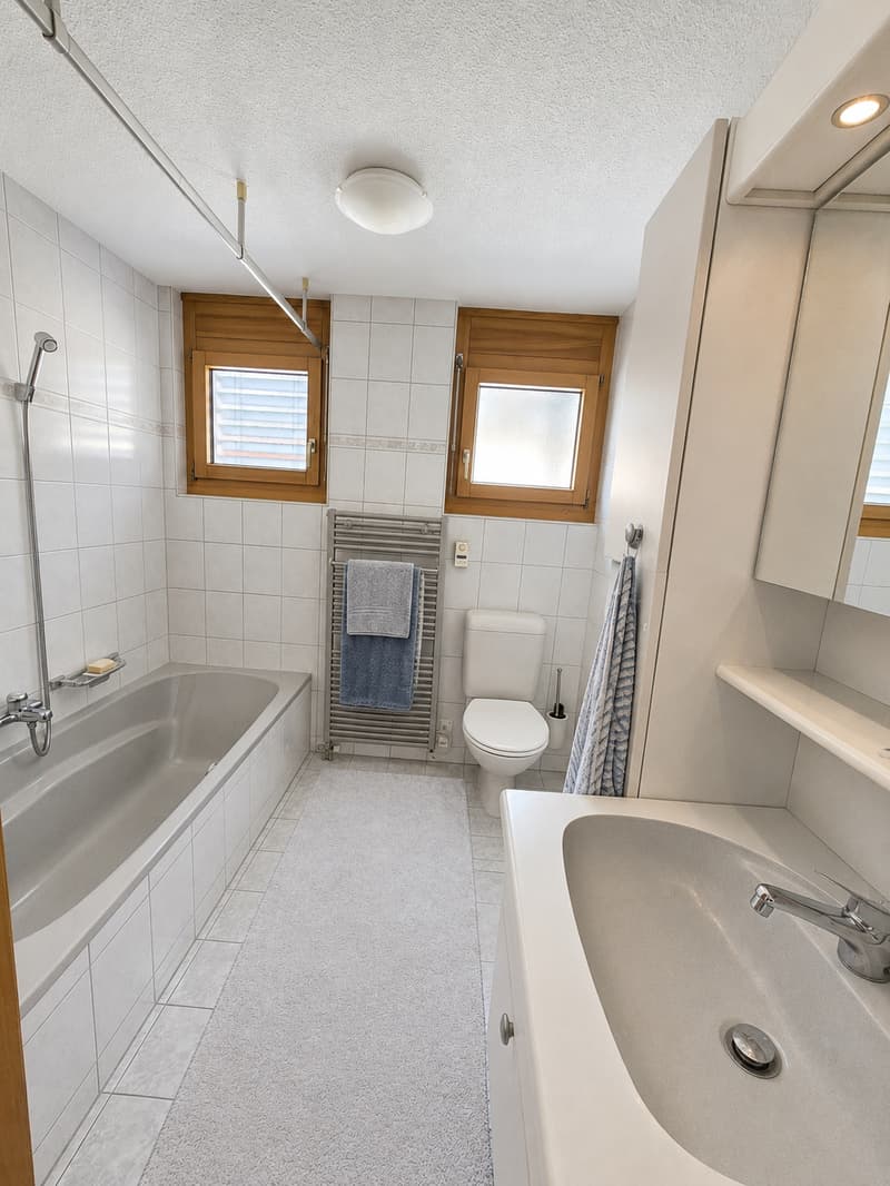 Badezimmer mit Badewanne