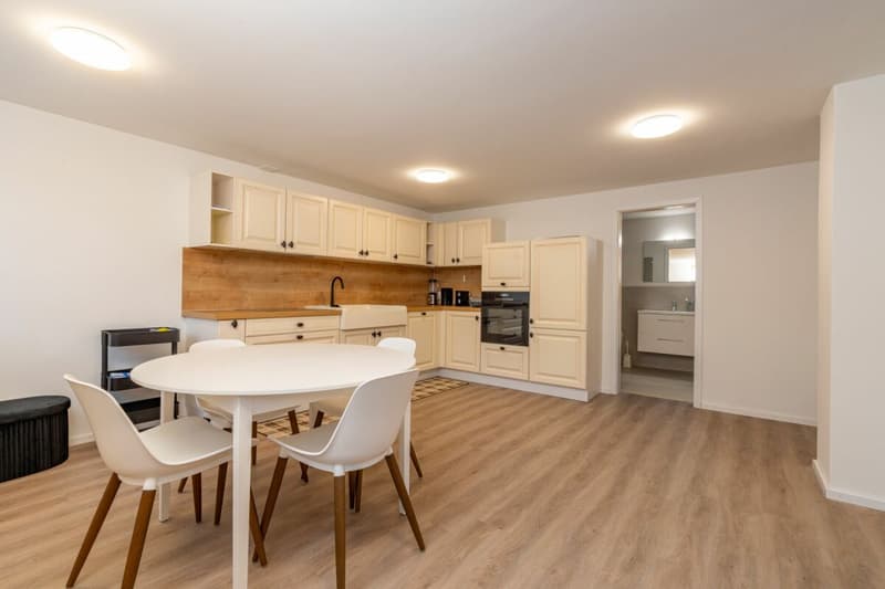 Maison de deux familles exclusive, complètement rénovée à Wila - Votre nouveau foyer ou objet de rendement lucratif (2)