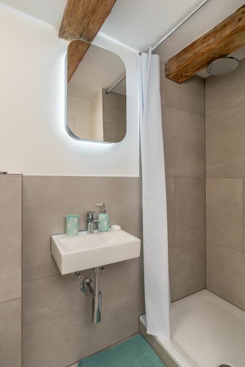 Maison de deux familles exclusive, complètement rénovée à Wila - Votre nouveau foyer ou objet de rendement lucratif (16)