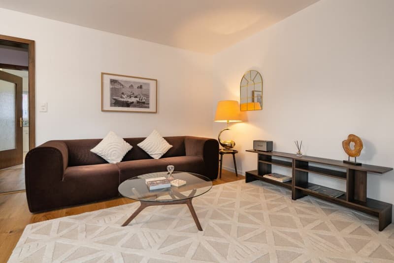 Appartamento di 3,5 locali stiloso con balcone e vista lago a Kilchberg - Arredato & disponibile immediatamente (2)