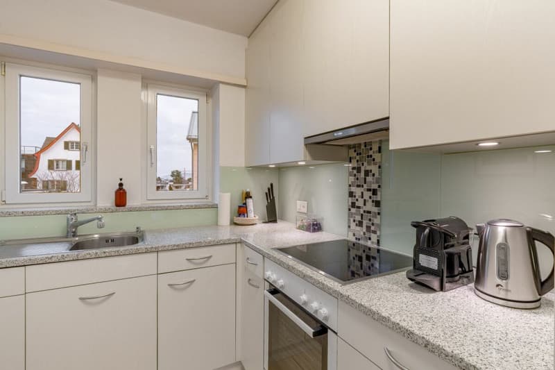 Appartamento di 3,5 locali stiloso con balcone e vista lago a Kilchberg - Arredato & disponibile immediatamente (7)