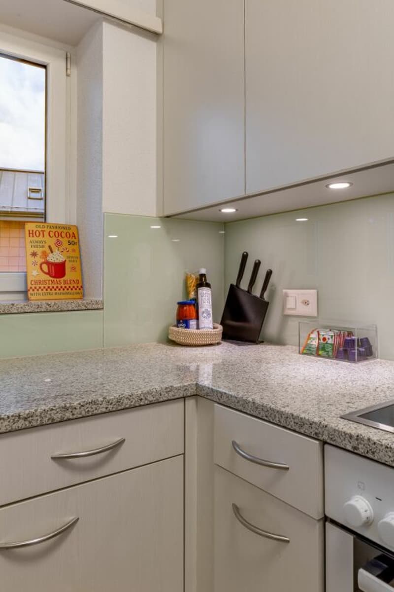 Appartamento di 3,5 locali stiloso con balcone e vista lago a Kilchberg - Arredato & disponibile immediatamente (23)