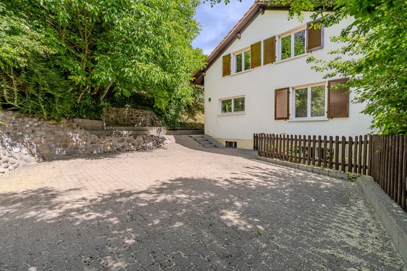 Charming 5-room single-family house in Egliswil – freshly renovated and available immediately (20)