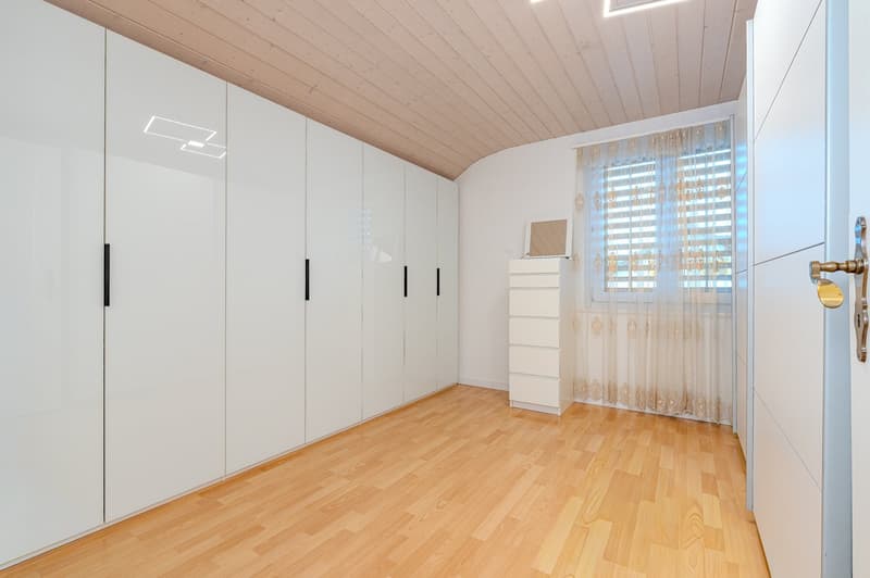Charmantes Einfamilienhaus an ruhiger Lage in Rothrist (9)