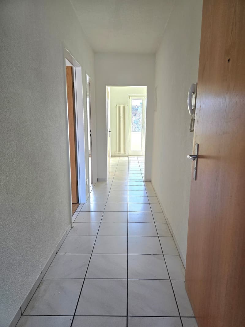 Incantevole appartamento di 2 camere con balcone a Kleinbasel (2)