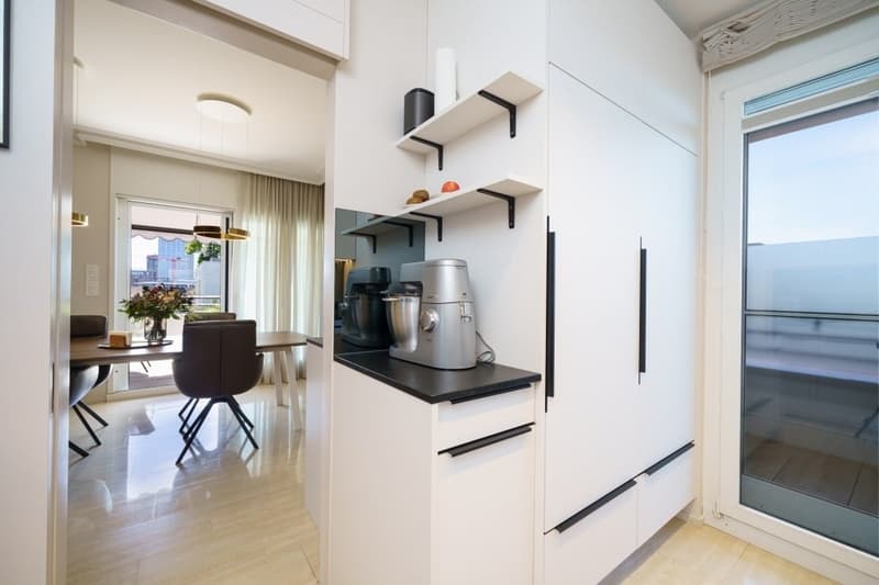 Où l'exclusivité rencontre la qualité de vie - Appartement attique unique et élégant de 5 pièces à Bâle (6)