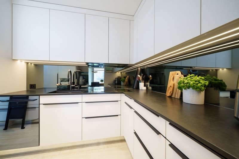 Où l'exclusivité rencontre la qualité de vie - Appartement attique unique et élégant de 5 pièces à Bâle (3)