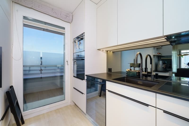 Où l'exclusivité rencontre la qualité de vie - Appartement attique unique et élégant de 5 pièces à Bâle (5)