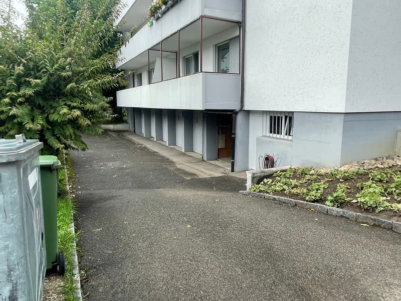 Garages individuelles près de Lindenplatz (3)