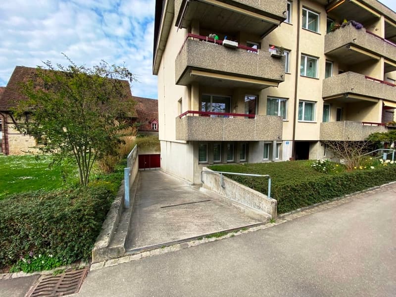 Freier Einstellplatz in Riehen (nähe Dorfzentrum) (1)