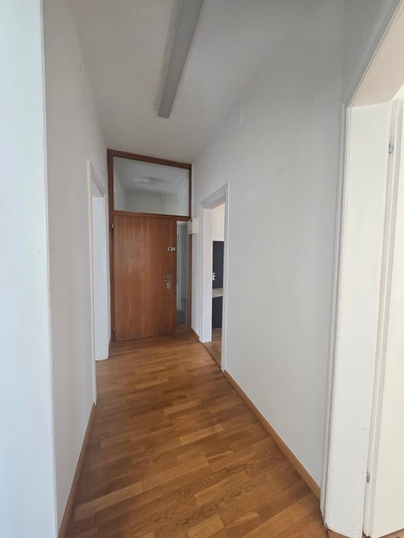 Büro-/ Gewerberäume in Münchenstein zu vermieten (8)