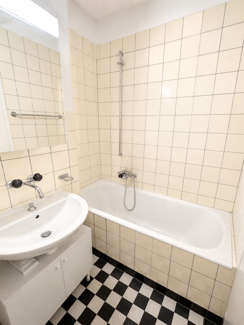 Gemütliche 2-Zimmer-Wohnung im beliebten St. Johann-Quartier (8)