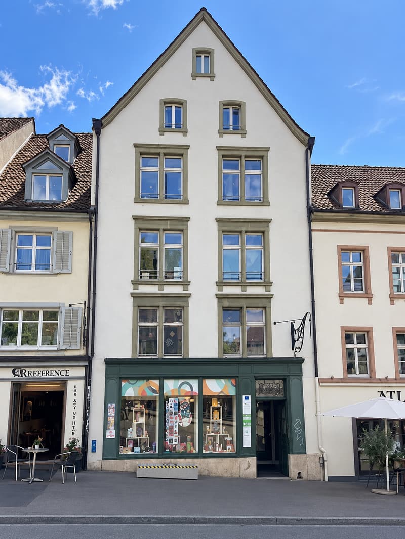 Historischer Charme trifft zentrale Lage – Büroflächen beim Basler Klosterberg (1)
