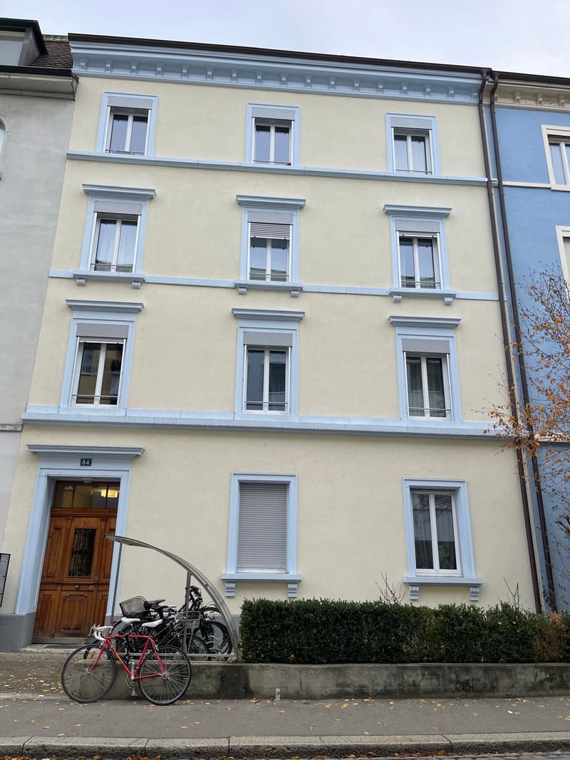 Charmante 4.5-Zimmer-Altbauwohnung in Basel (12)