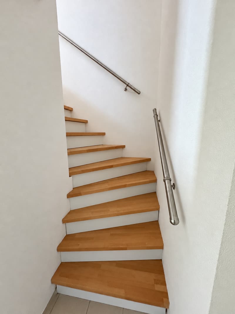 Moderne 1.5-Zimmer-Maisonettewohnung in Füllinsdorf (5)