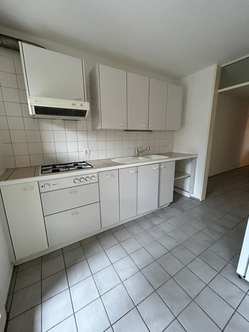 Charmante 2.5-Zimmer-Gartenwohnung in Riehen (5)