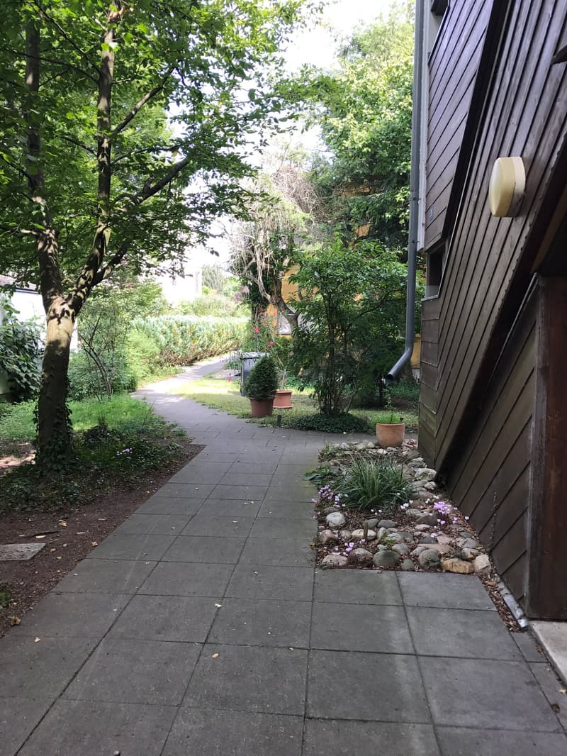 Charmante 2.5-Zimmer-Gartenwohnung in Riehen (1)
