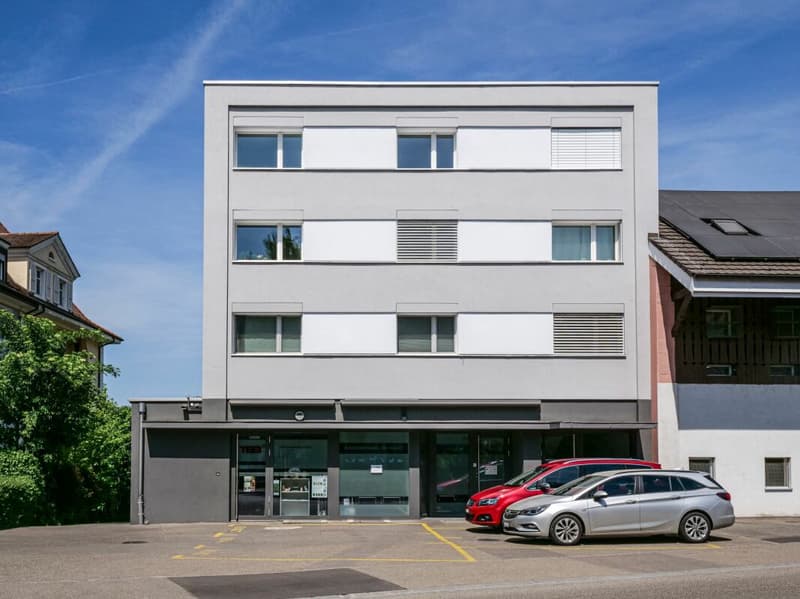 Appartamento moderno 3 locali con ampio balcone (6)