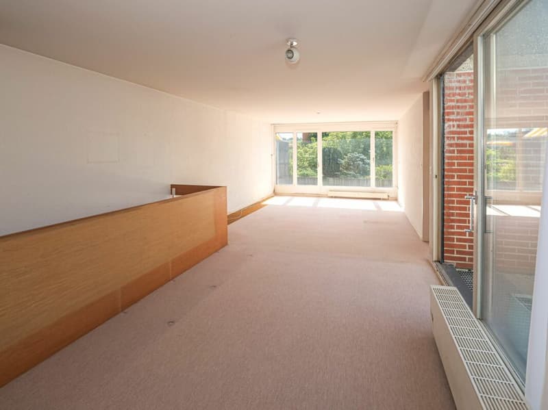 Apartment with house character & community pool (5)