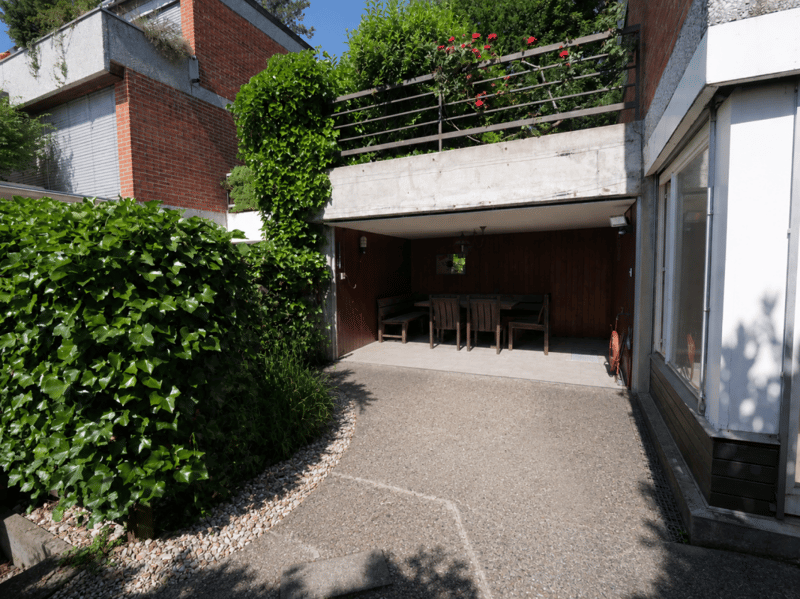 Apartment with house character & community pool (12)
