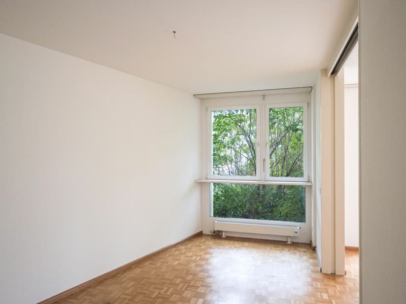 Grosszügige 3.5-Zimmerwohnung mit Balkon an attraktiver Lage (3)