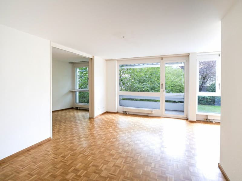 Grosszügige 3.5-Zimmerwohnung mit Balkon an attraktiver Lage (1)