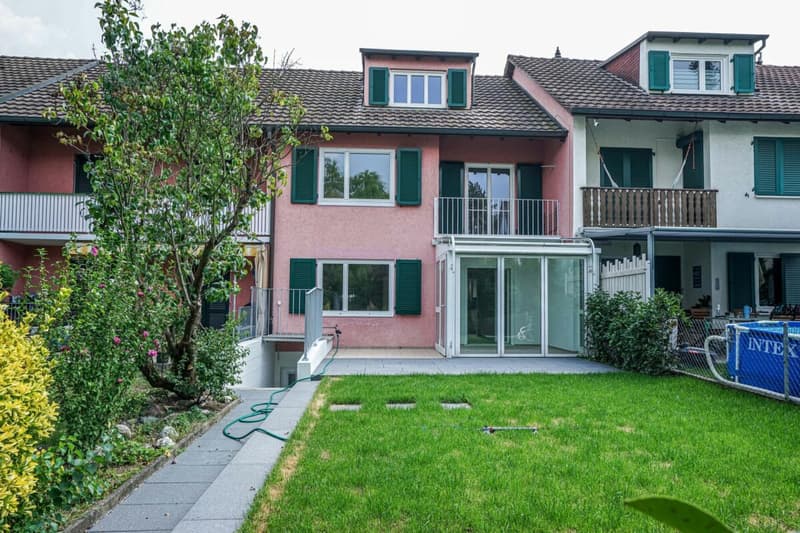 Ankommen & wohlfühlen - saniertes Familienhaus an ruhiger Lage (1)