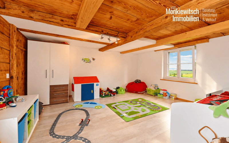 Charmante 4.5-Zimmer-Maisonette-Wohnung in historischem Altbau – Aristau (8)