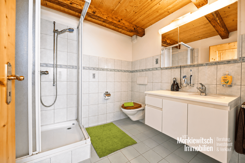 Charmante 4.5-Zimmer-Maisonette-Wohnung in historischem Altbau – Aristau (12)