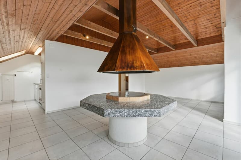Cozy 2.5 room attic apartment with garage and balcony (5)