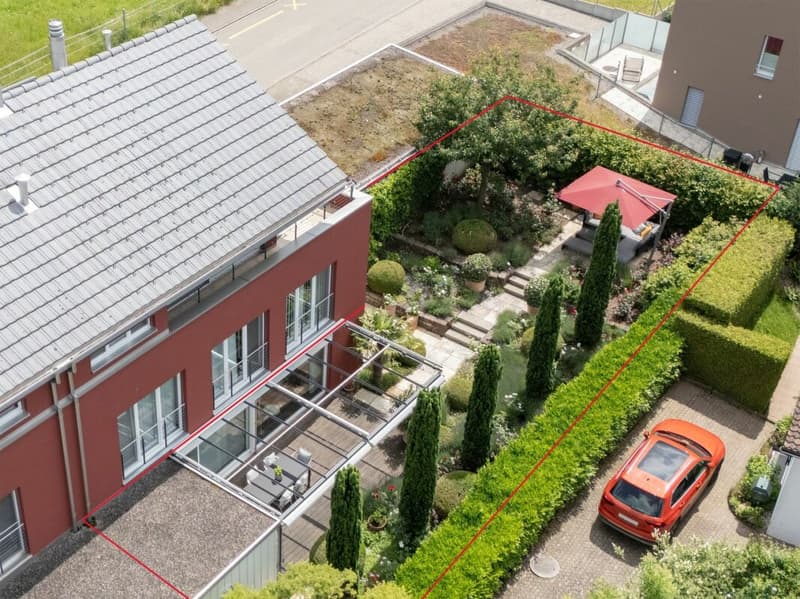 4.5 Room Maisonette Apartment with Dream Garden, Internal Lift Connection + Lots of Privacy (12)
